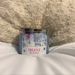 Bath and body works; sweater weather candle